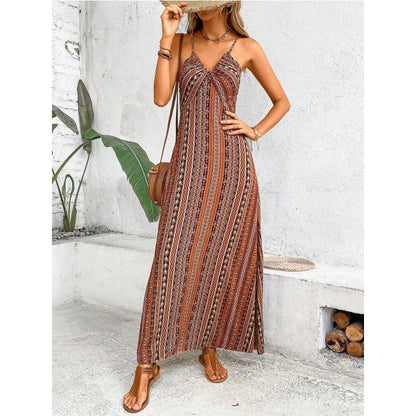 Robe longue imprimée à bretelles fines et fente latérale