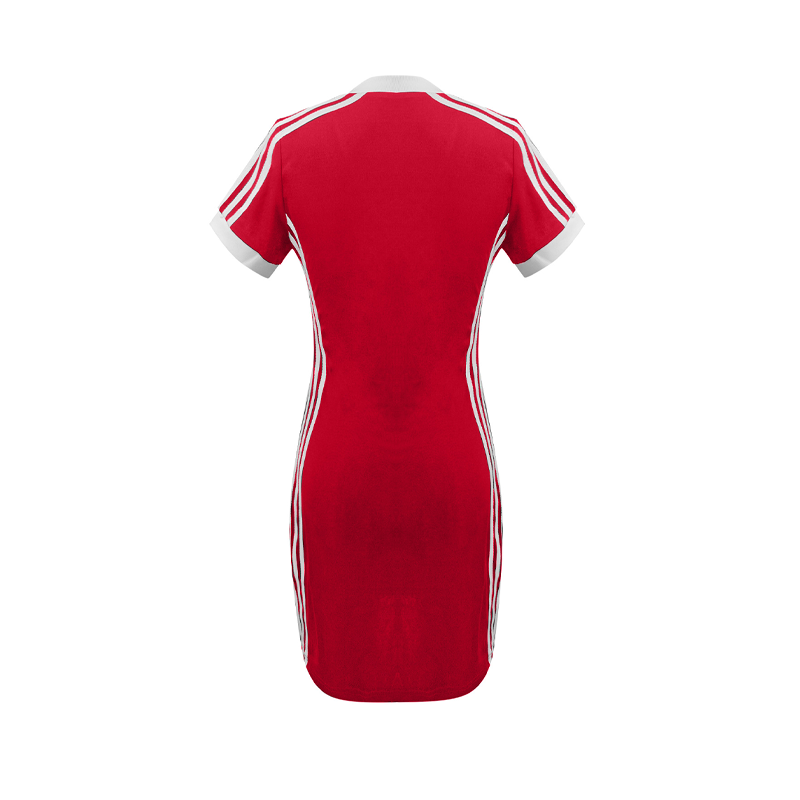👗 50 % DE RÉDUCTION MAINTENANT ! Robe mini moulante sportive pour femme – Col V, manches rayées, polyester respirant et coupe flatteuse 🏃‍♀️✨